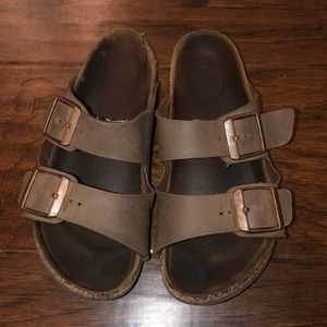 Kids Birkenstock’s size 2